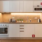 Upscale & Trendy Flat In The Center Apartmán *