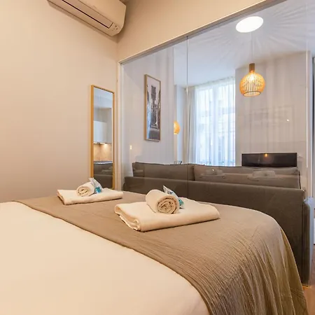 Upscale & Trendy Flat In The Center By Lovelystay Apartamento